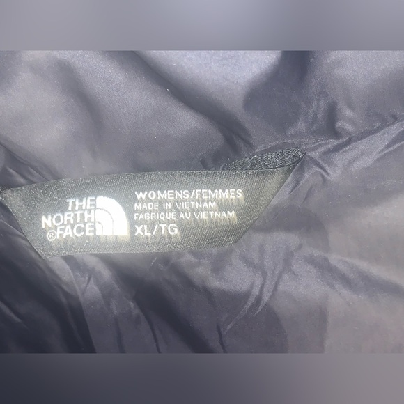 The North Face | Black Women's Thermoball™ Bronze Logo Metallic Vest | Sz XL - Picture 9 of 11